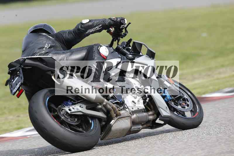 Archiv-2025/41 06.08.2025 FREERIDE Training ADR/Gruppe M/backside